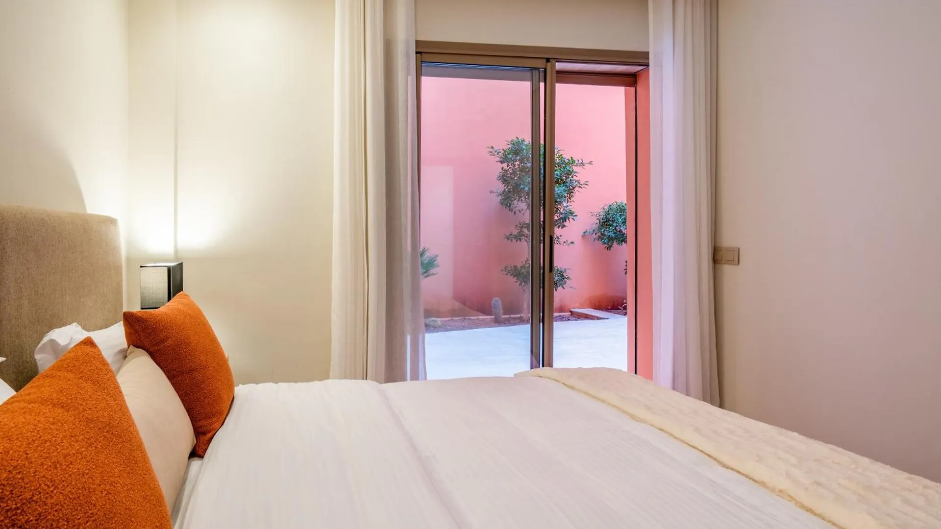 3 Chambre Duplex Avec 2 Piscines Marrakesh 0*,  Morocco